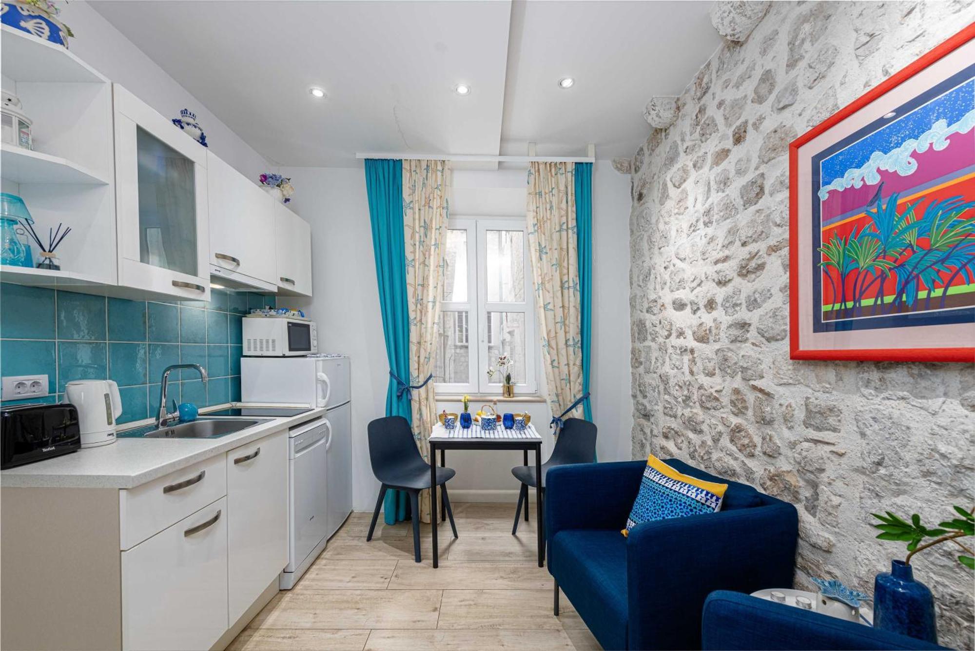 L & L Old Town Apartments ดูบรอฟนิก ภายนอก รูปภาพ