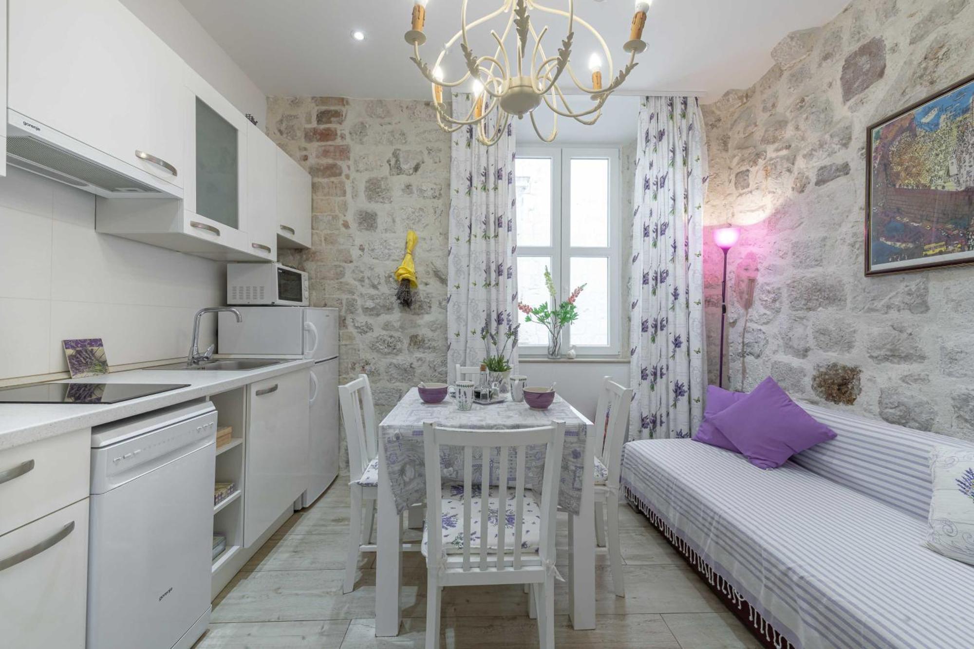 L & L Old Town Apartments ดูบรอฟนิก ภายนอก รูปภาพ